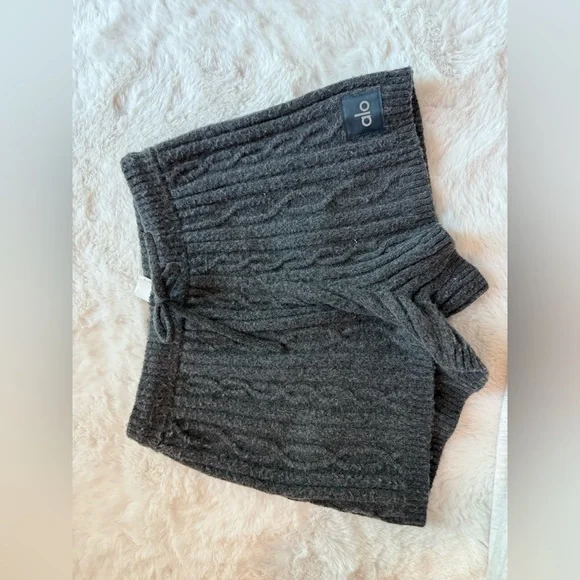 ALO Yoga Black Cable Knit Sweater